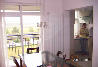 長時間不住屋頂竟開裂到底是怎麽(me) 了